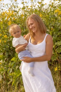 Familienfotos: Frau mit Kind Frühling